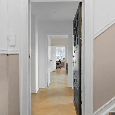 Luxury Family In * Copenhague