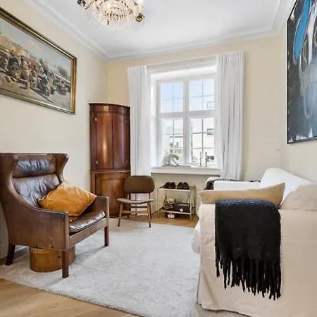 Luxury Family In Appartement *